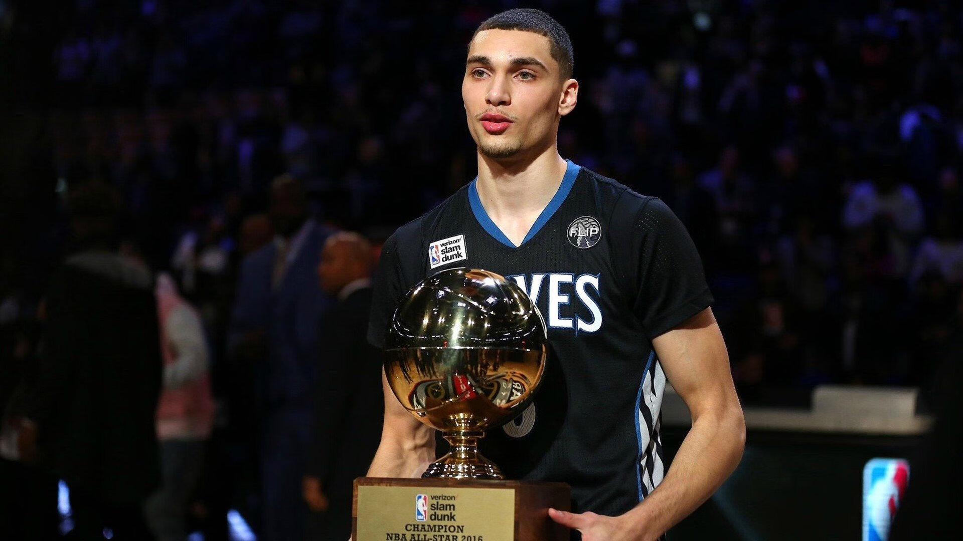 乐鱼电竞在线平台-凯尔特人小前锋接受专家治疗推进康复计划，小凯尔特人值得入手