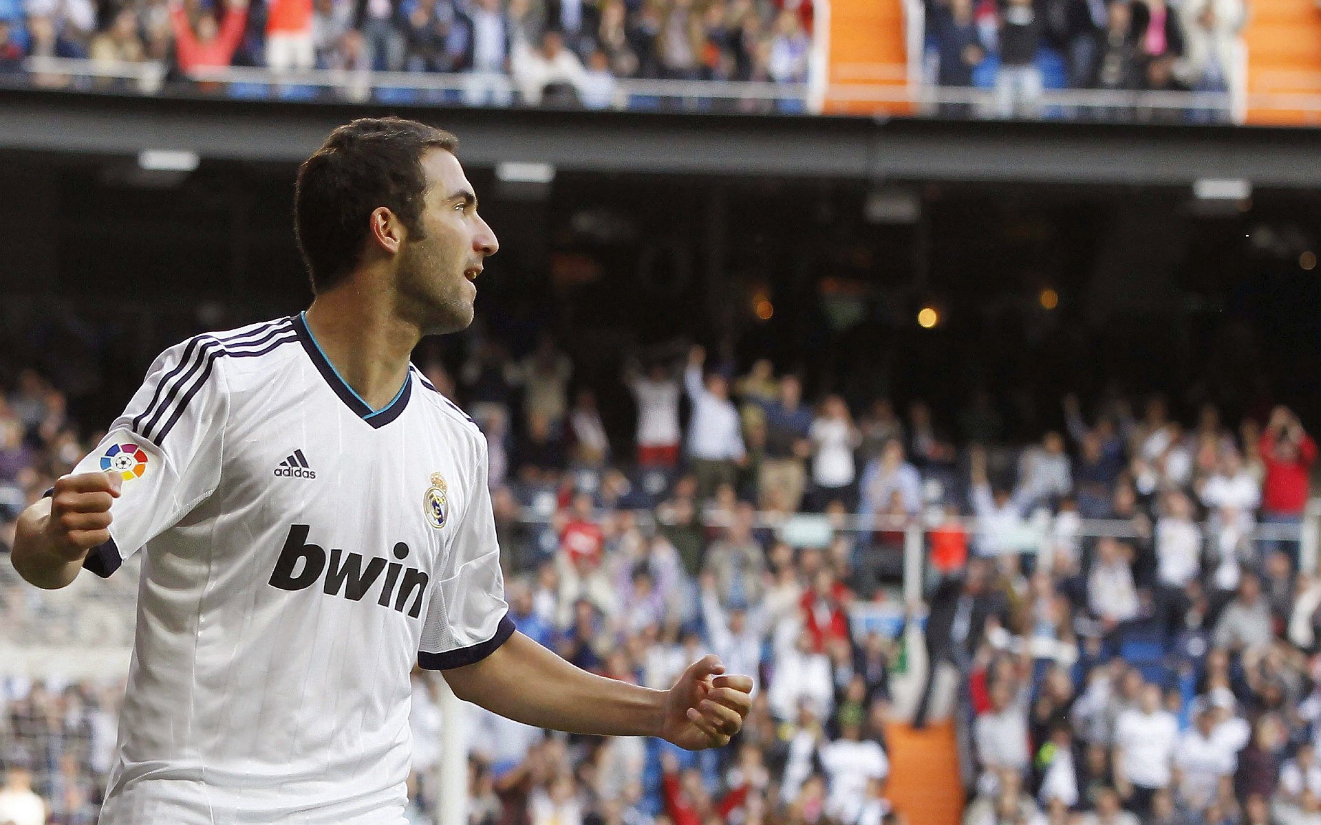 意甲极限突破：场上攻防震撼全场，意甲连续破门纪录